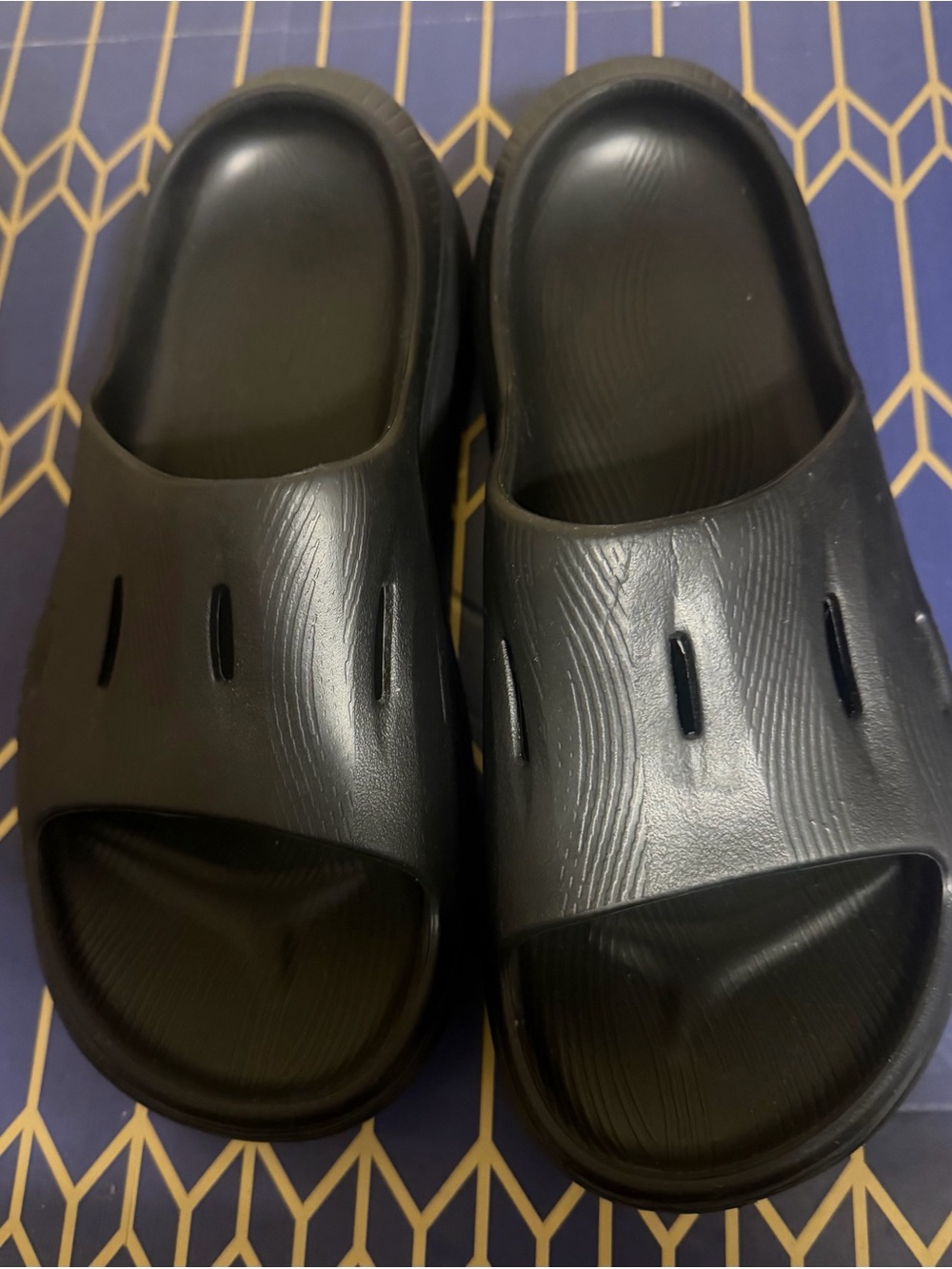 Unisex Hoka Black Comfort Slide Sandals - Cushioned Casual Slip-Ons